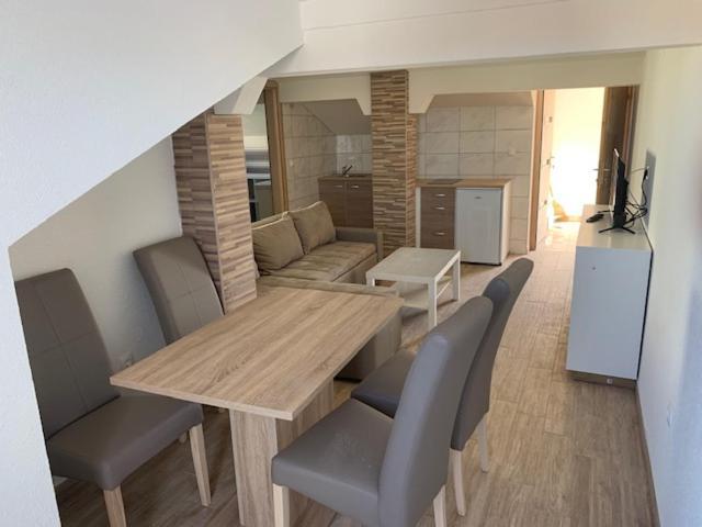 Apartmani Dobra Villa Vodice Exteriér fotografie